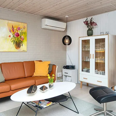 Дом отдыха 6 Person Holiday In Broager